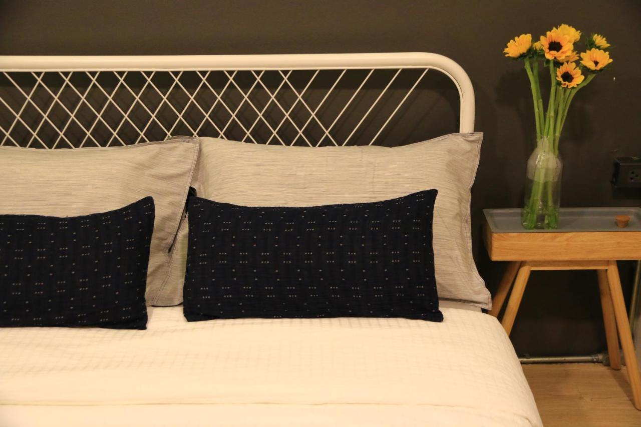 Goodnight Chiang Mai Gate Hotel Екстериор снимка