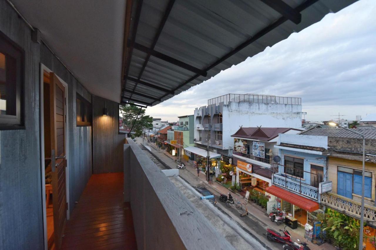 Goodnight Chiang Mai Gate Hotel Екстериор снимка